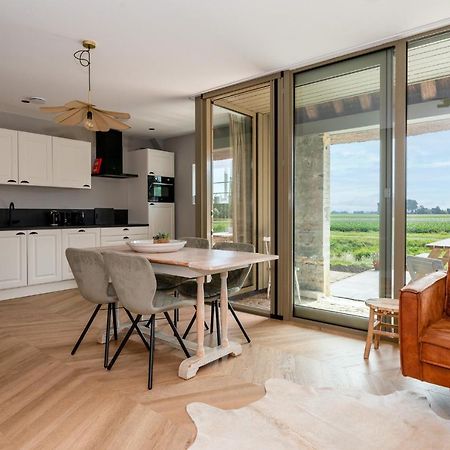 Appartement De Dageraad In Monumentale Boerderij Kimswerd エクステリア 写真
