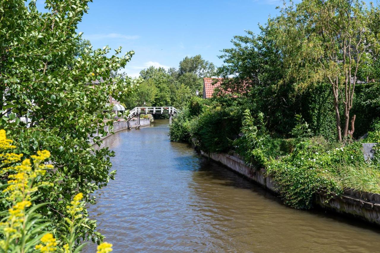 Appartement De Dageraad In Monumentale Boerderij Kimswerd エクステリア 写真