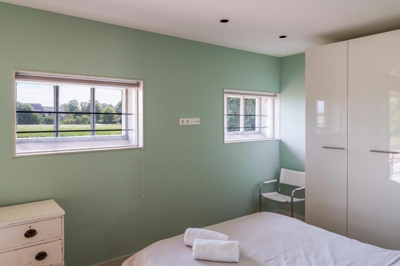 Appartement De Dageraad In Monumentale Boerderij Kimswerd エクステリア 写真