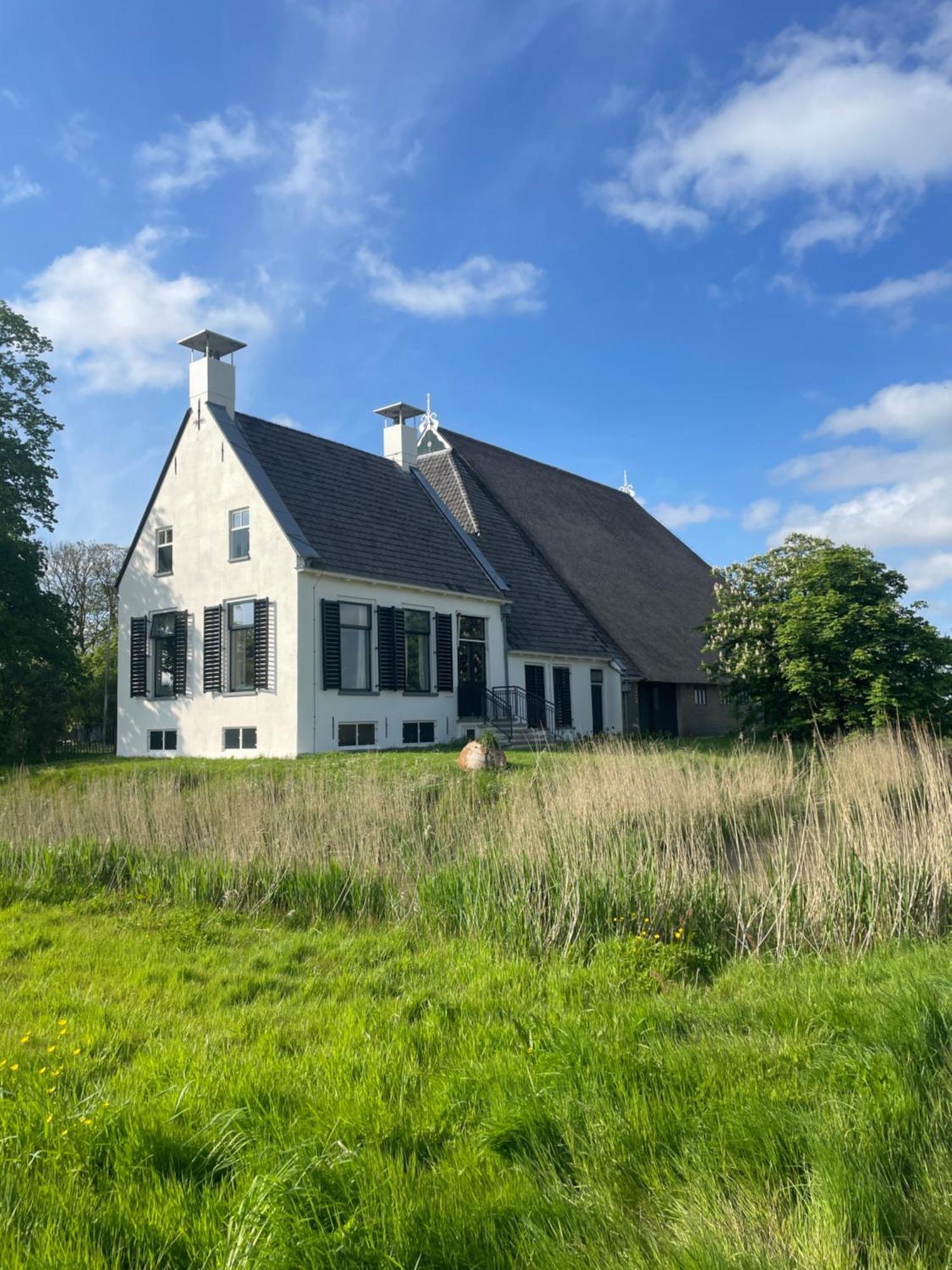 Appartement De Dageraad In Monumentale Boerderij Kimswerd エクステリア 写真